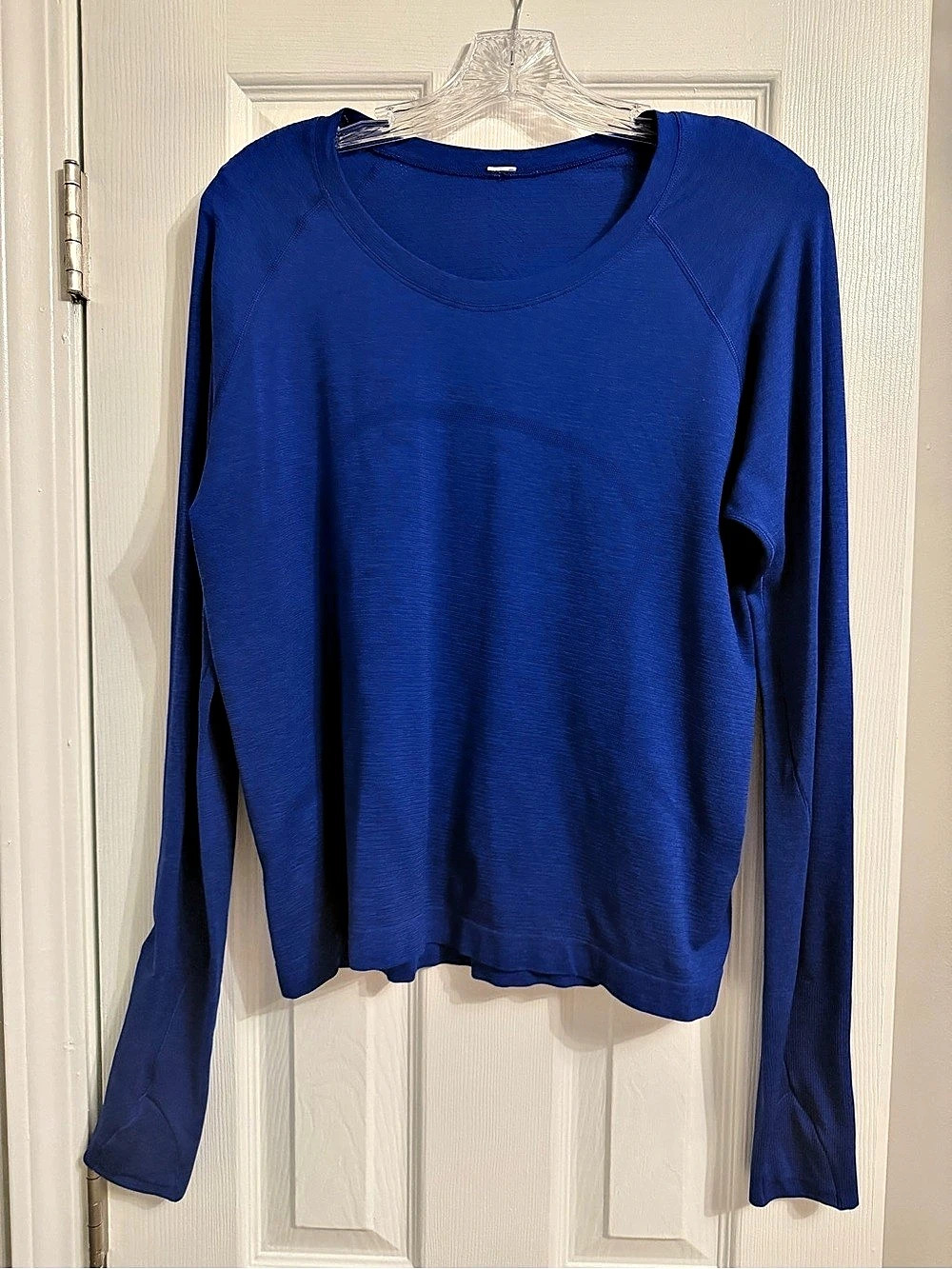 lululemon Swiftly Tech Long Sleeve Blue Long Sleeve Top